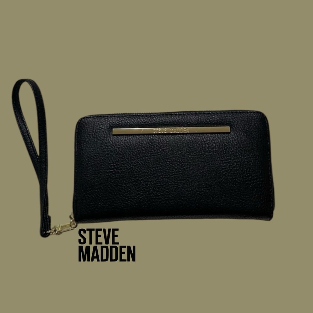 Steve Madden Bifold Black Wallet Clutch